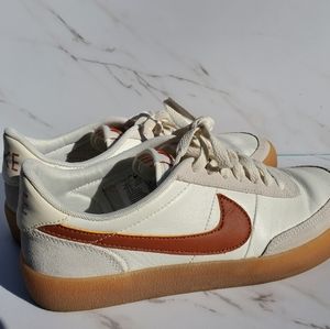 Orange Nike Killshot 2
